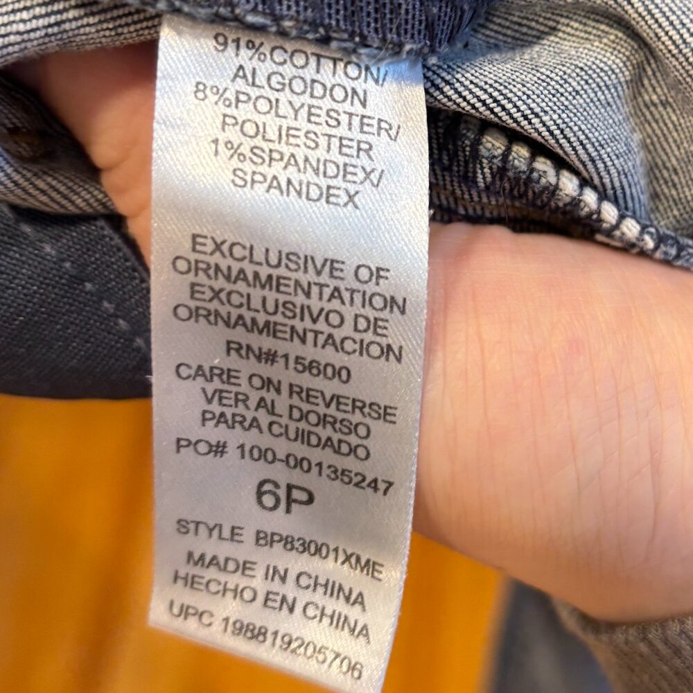 Democracy High Rise Petite Modern Capri Jean 6 Petite Ab"solution - Picture 4 of 4